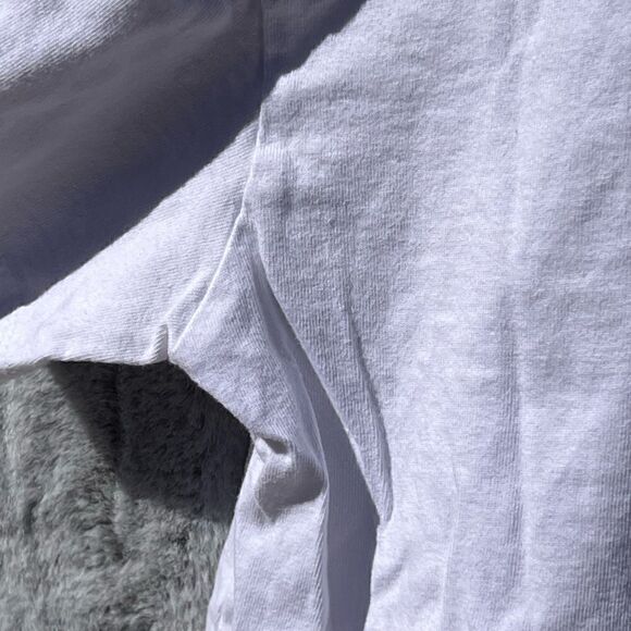 EUC RARE Friends Cast “Class of 2004” with their picture T Shirt Size Medium - Picture 4 of 6